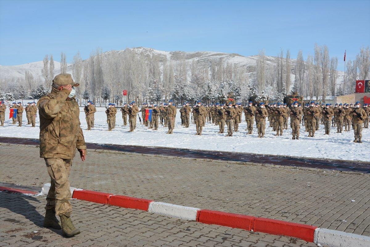 Komandolar, dualarla Ağrı'dan Afrin'e uğurlandı
