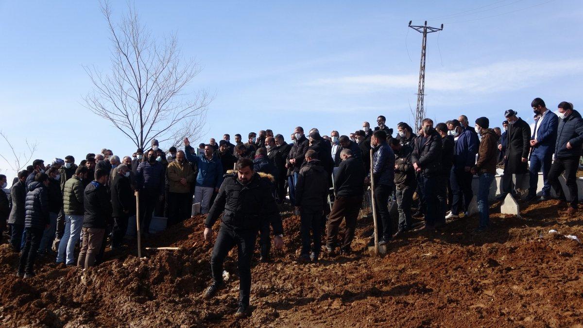 Van’da kan davası yüzünden 4 çocuk babası adam öldürüldü