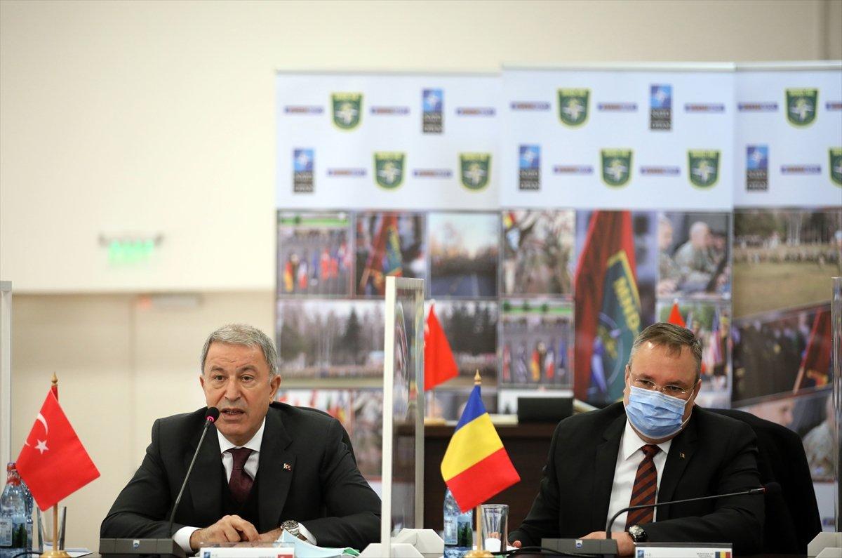 Hulusi Akar: Hakurk ve Kandil'de 25 terörist öldürüldü