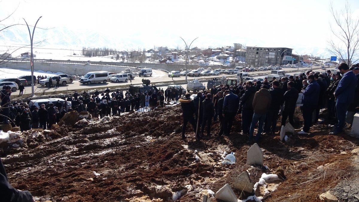 Van’da kan davası yüzünden 4 çocuk babası adam öldürüldü