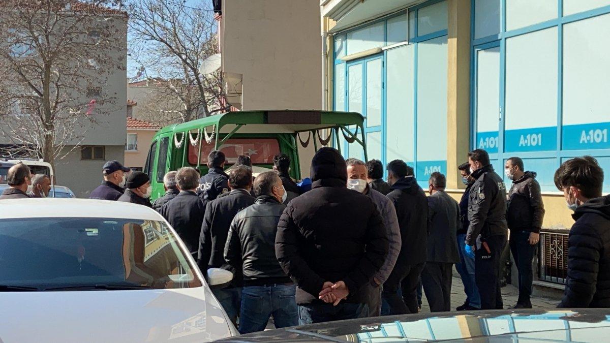 Büyükçekmece’de uyumadan önce enerji içeceği içen çocuk öldü