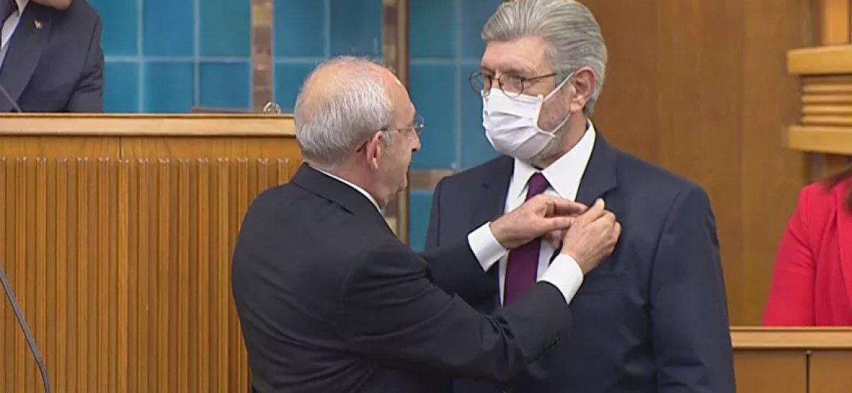 Cihangir İslam, CHP'ye katıldı