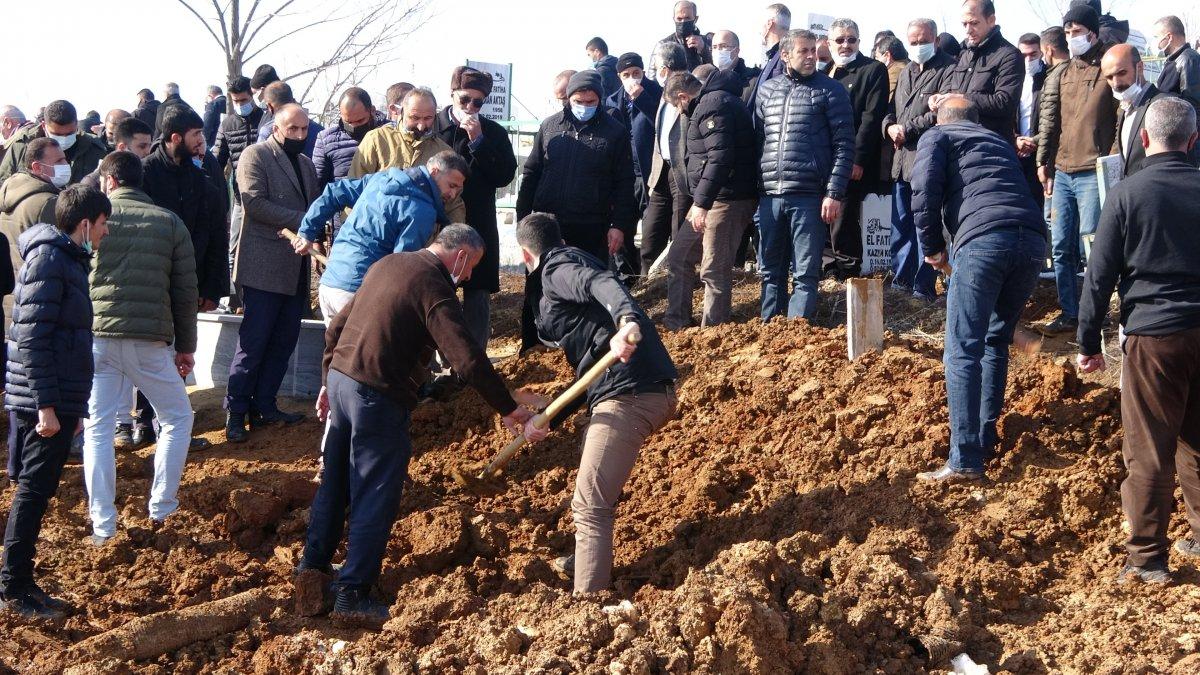 Van’da kan davası yüzünden 4 çocuk babası adam öldürüldü