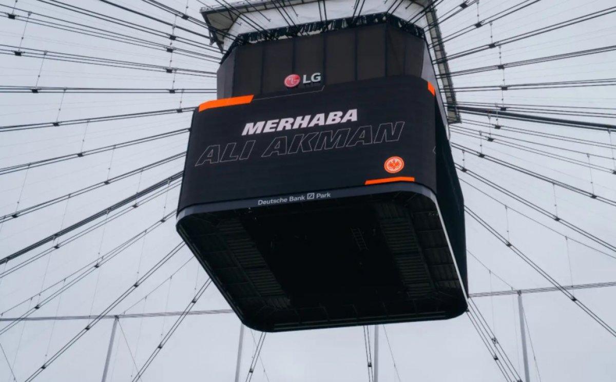 Ali Akman, Eintracht Frankfurt’la sözleşme imzaladı