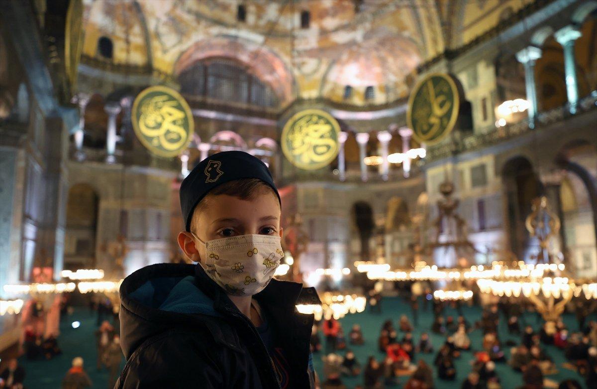 Ayasofya-i Kebir Cami-i Şerifi'nde Miraç gecesi idrak edildi