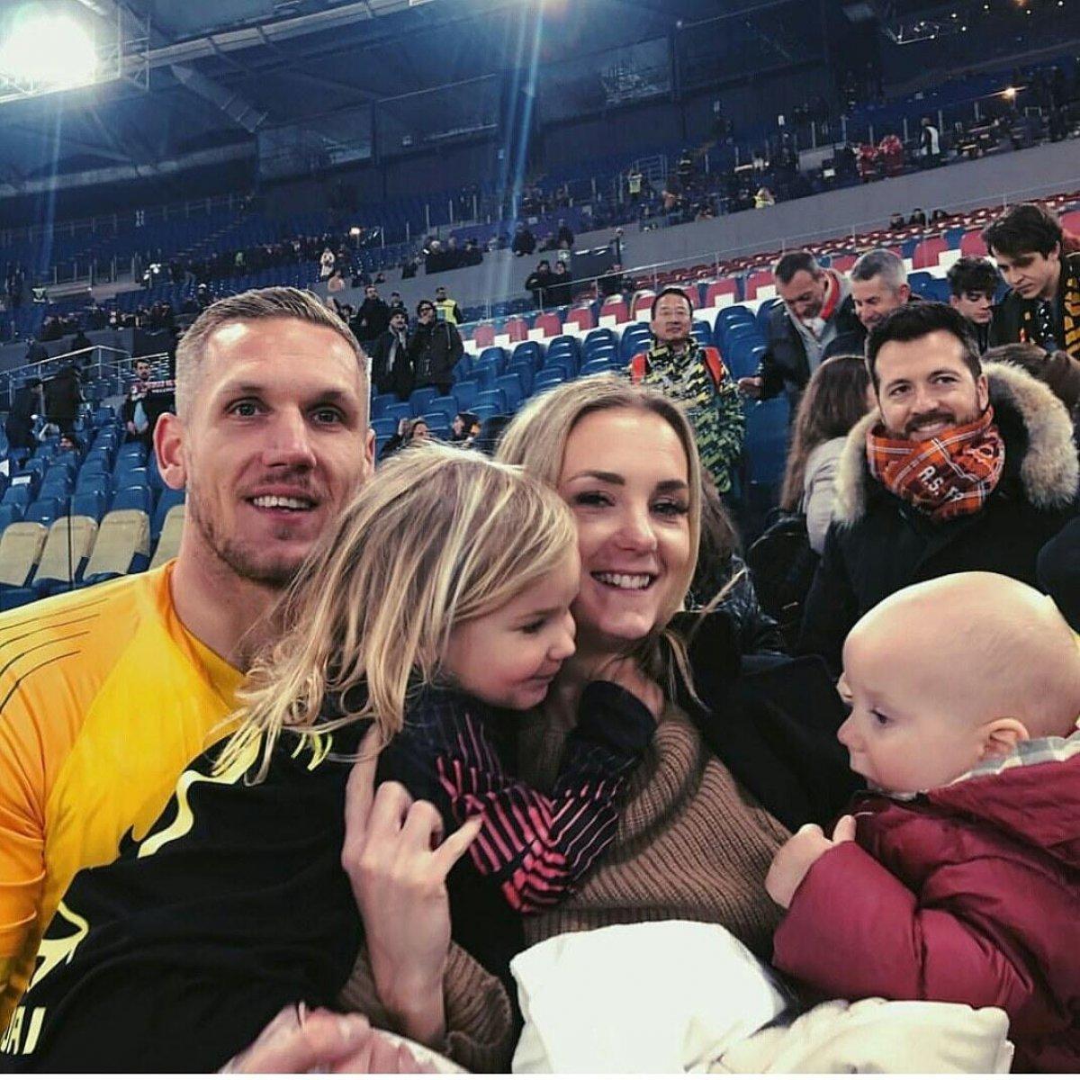 Evertonlı Olsen'in evine bıçaklı hırsızlar girdi