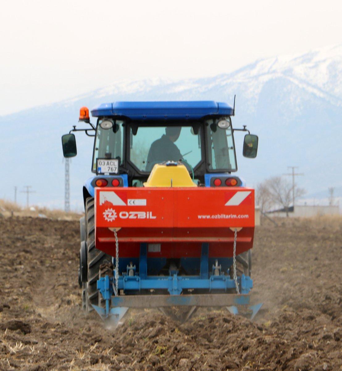 Sandıklı'da patates ekim zamanı