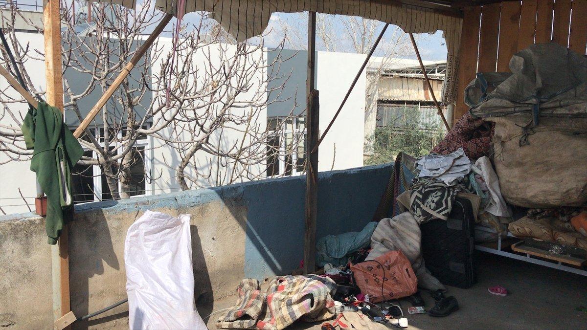 Adana’da 3’üncü kattan düşen hamile kadın öldü, bebeği hayata tutundu