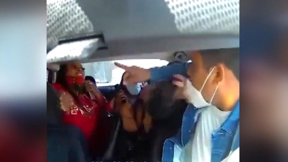 ABD’de 3 kadın Uber şoförünün maskesini yırtıp, biber gazı sıktı