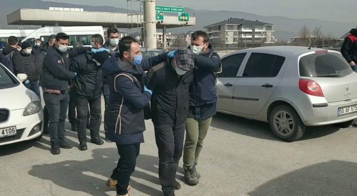 Yurt dışına kaçmaya çalışan 6 FETÖ şüphelisi yakalandı
