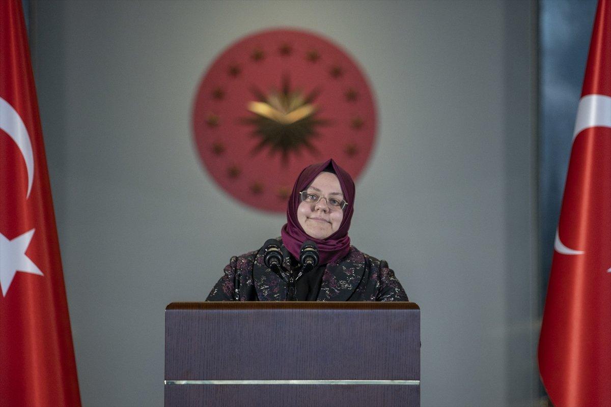 Zehra Zümrüt Selçuk