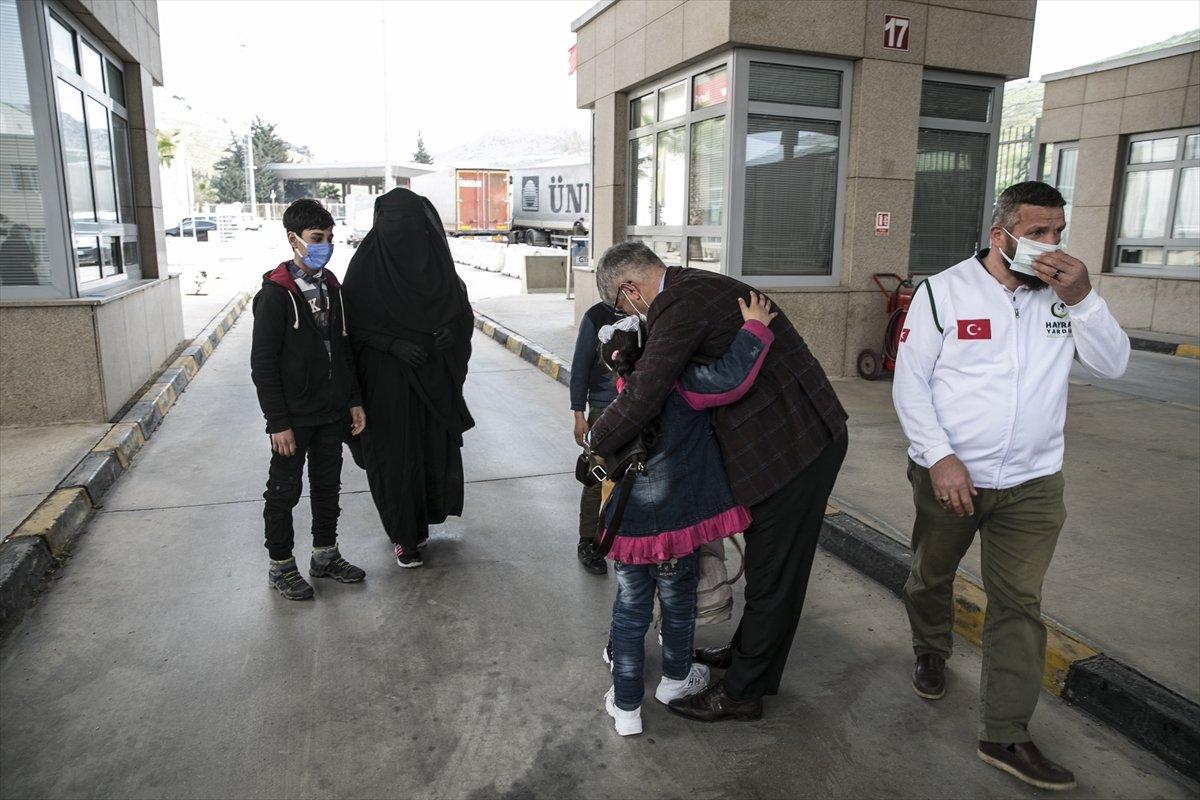 Samsun'da yaşayan anne, Suriye'deki çocuklarına 2,5 yıl sonra kavuştu