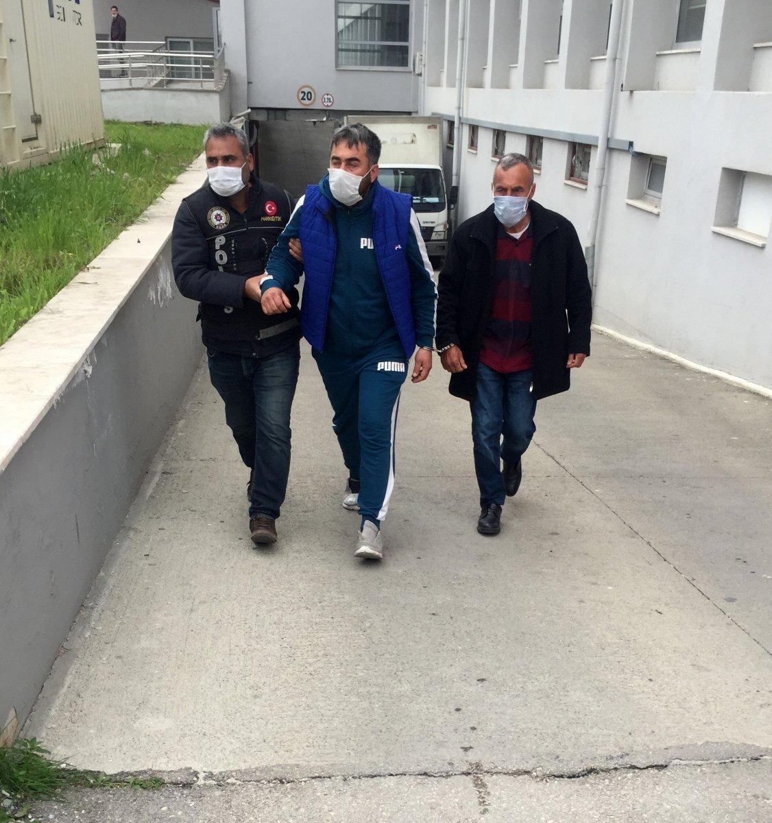 Adana’da 13 bin 678 yeşil reçeteli hap ele geçirildi