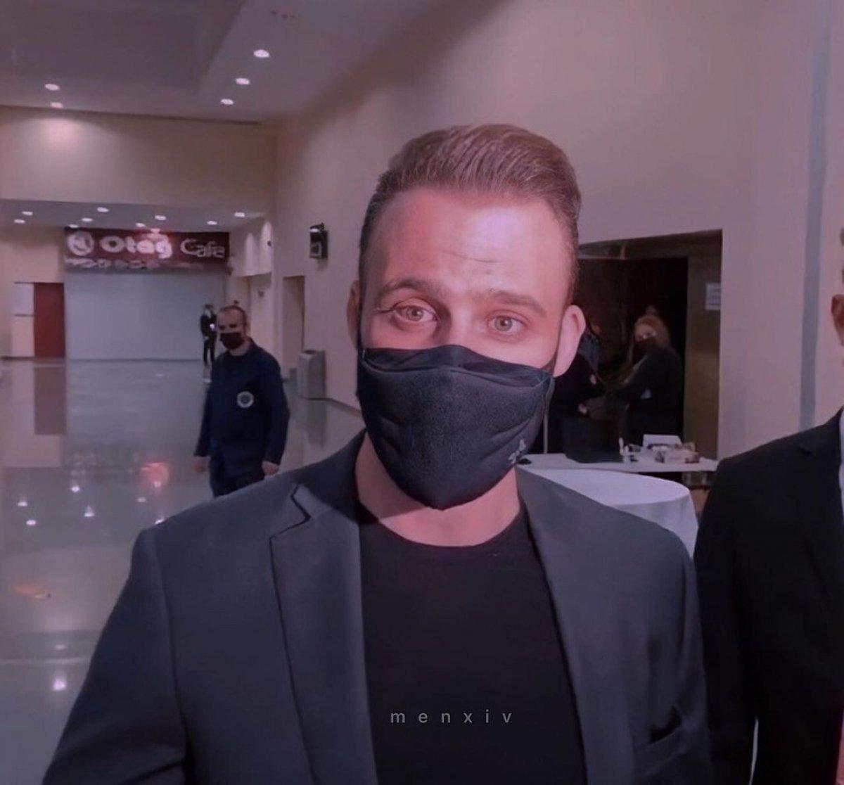 Kerem Bürsin, ödül törenini terk etti