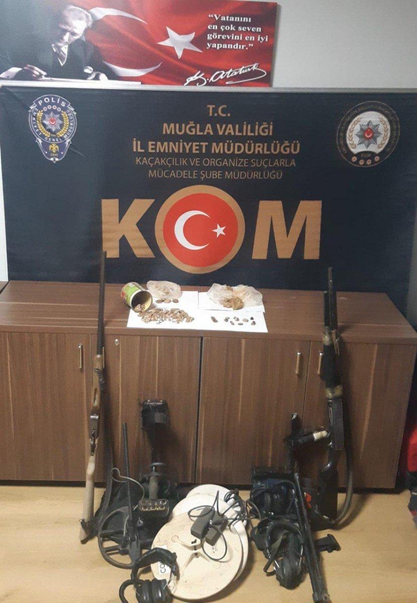 Milas’ta 525 milyon dolarlık painite taşı ele geçirildi