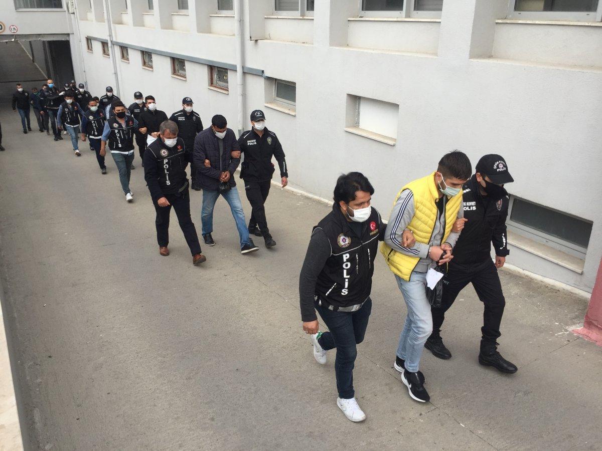 Adana’da uyuşturucu operasyonu: 12 kişi tutuklandı