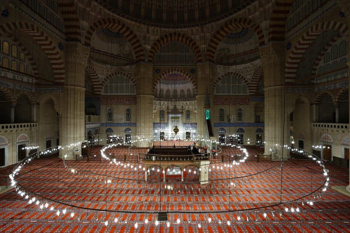 Selimiye Camisi, 4.5 asırdır azametiyle görenleri hayran bırakıyor