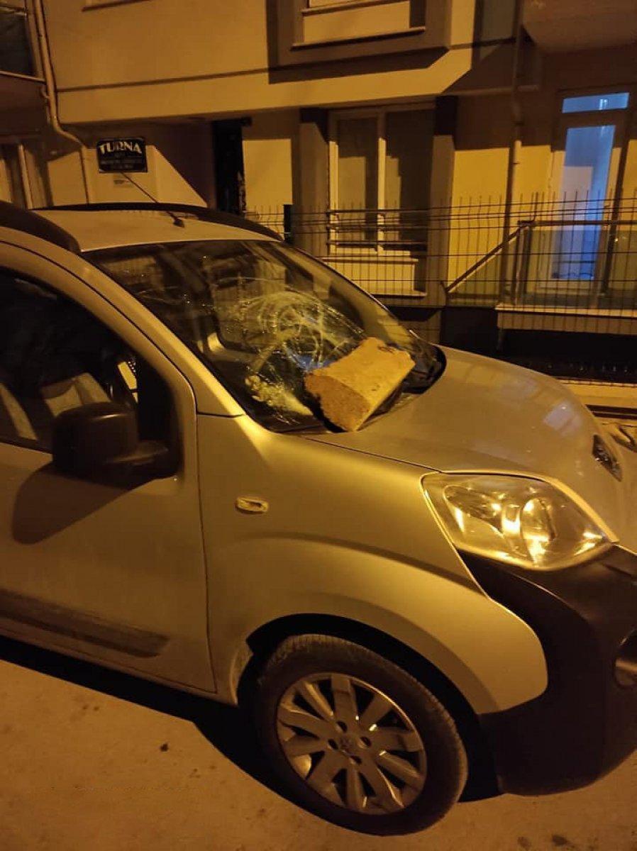 Konya’da arabaların camlarını kıran şüpheli yakalandı