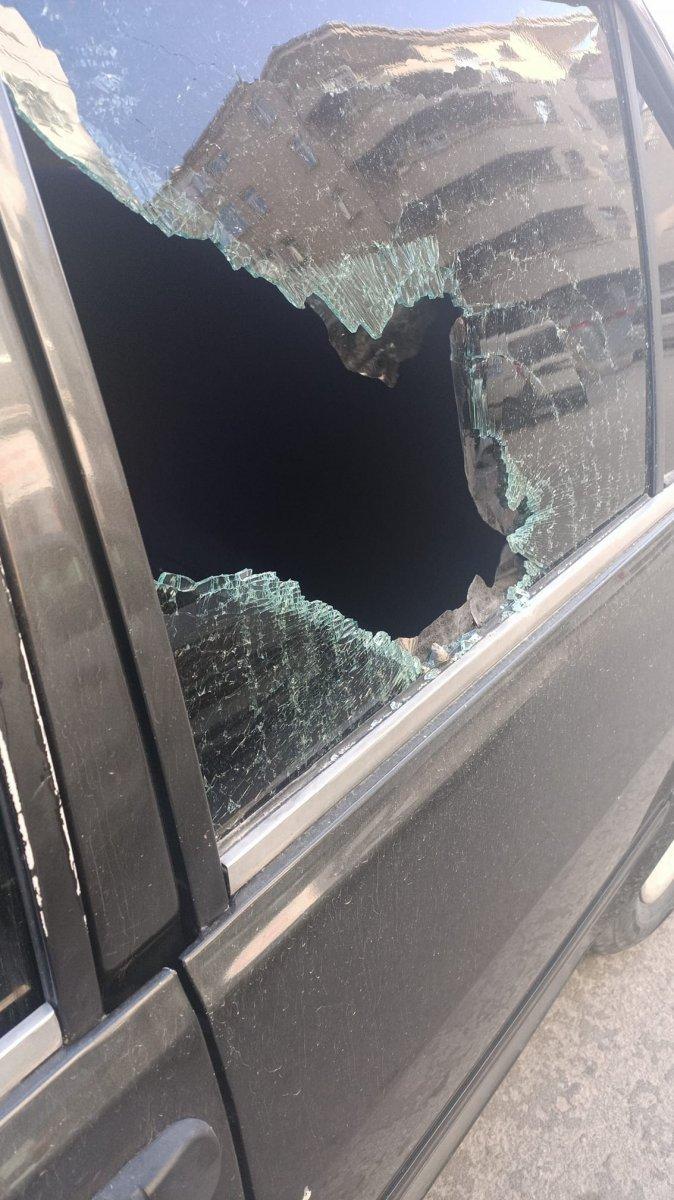 Konya’da arabaların camlarını kıran şüpheli yakalandı