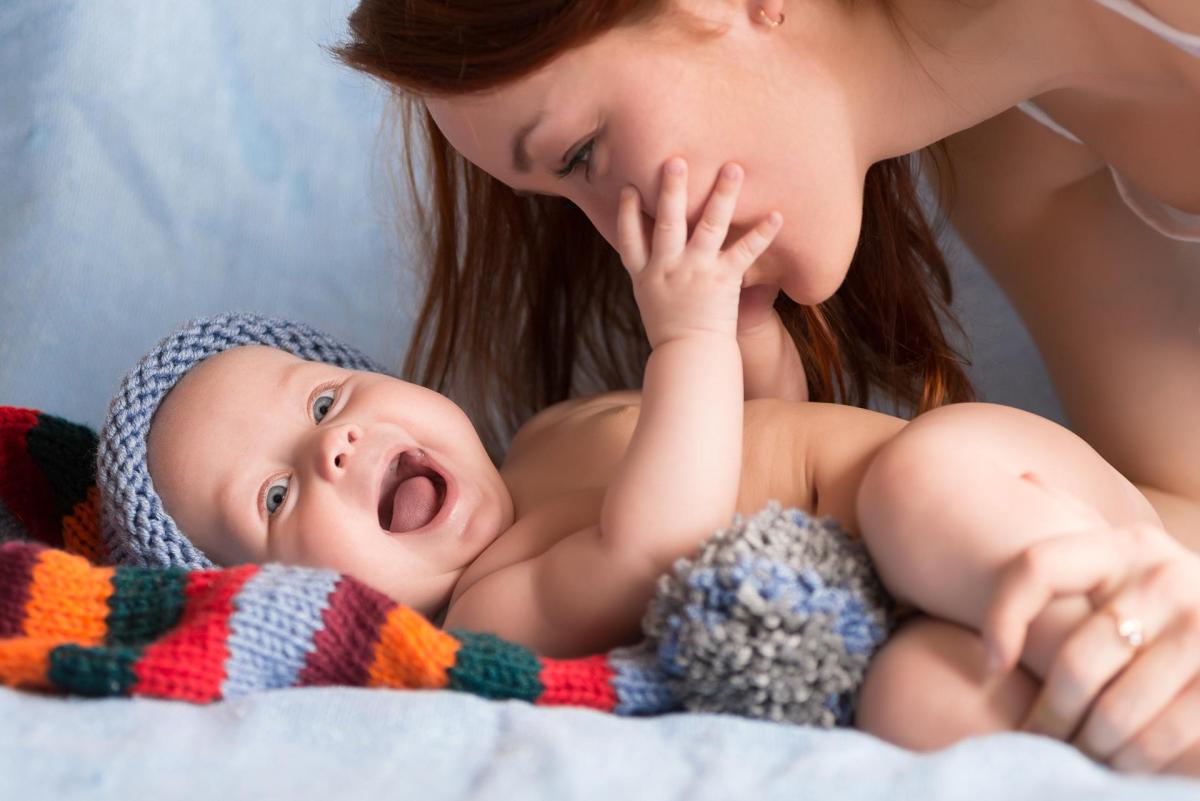 Sevgiyle beslenen bebekler sağlıklı büyüyor
