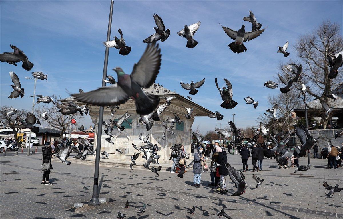 İstanbul'un kısıtlamasız cumartesi gününde yoğunluk yaşandı