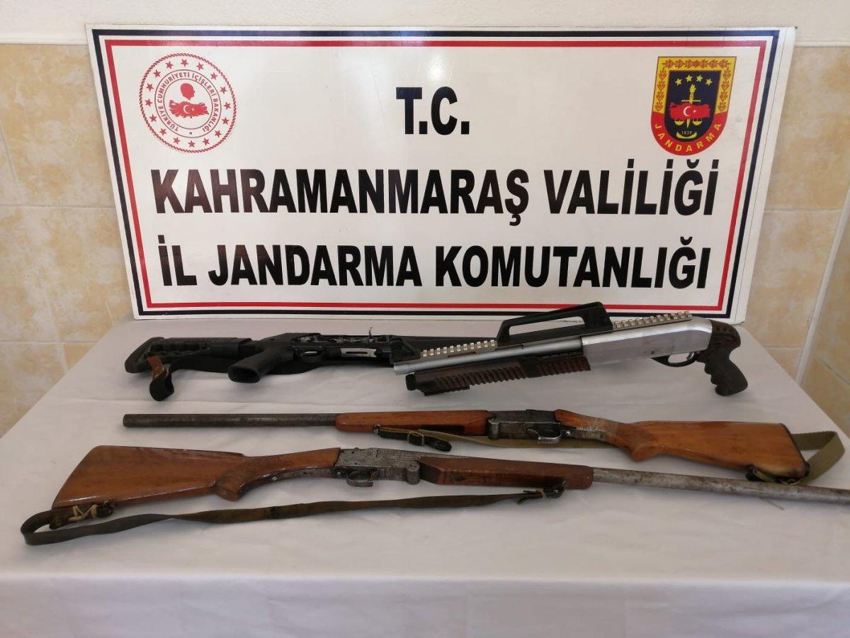 Kahramanmaraş’ta ruhsatsız av tüfekleri ele geçirildi
