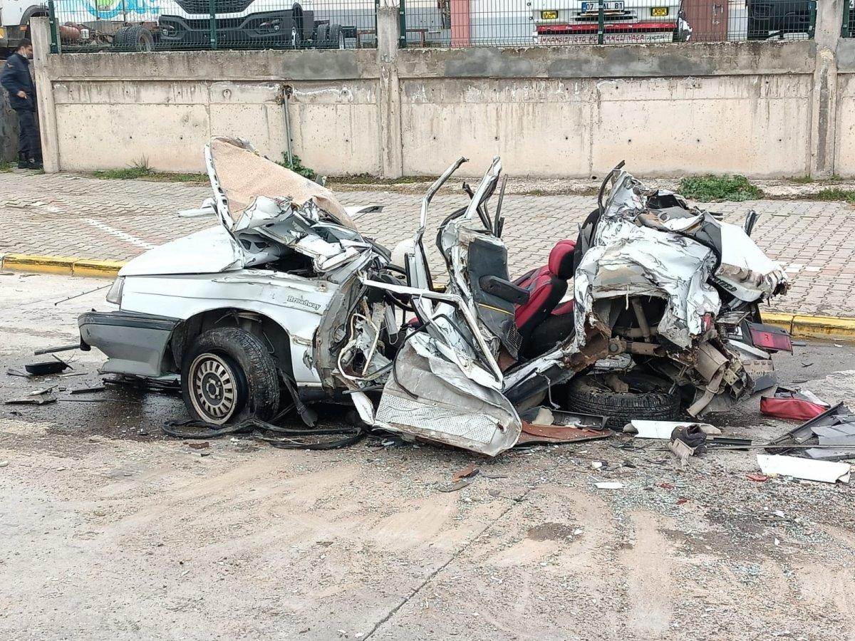 Balıkesir'de hatalı sollama ölüm getirdi