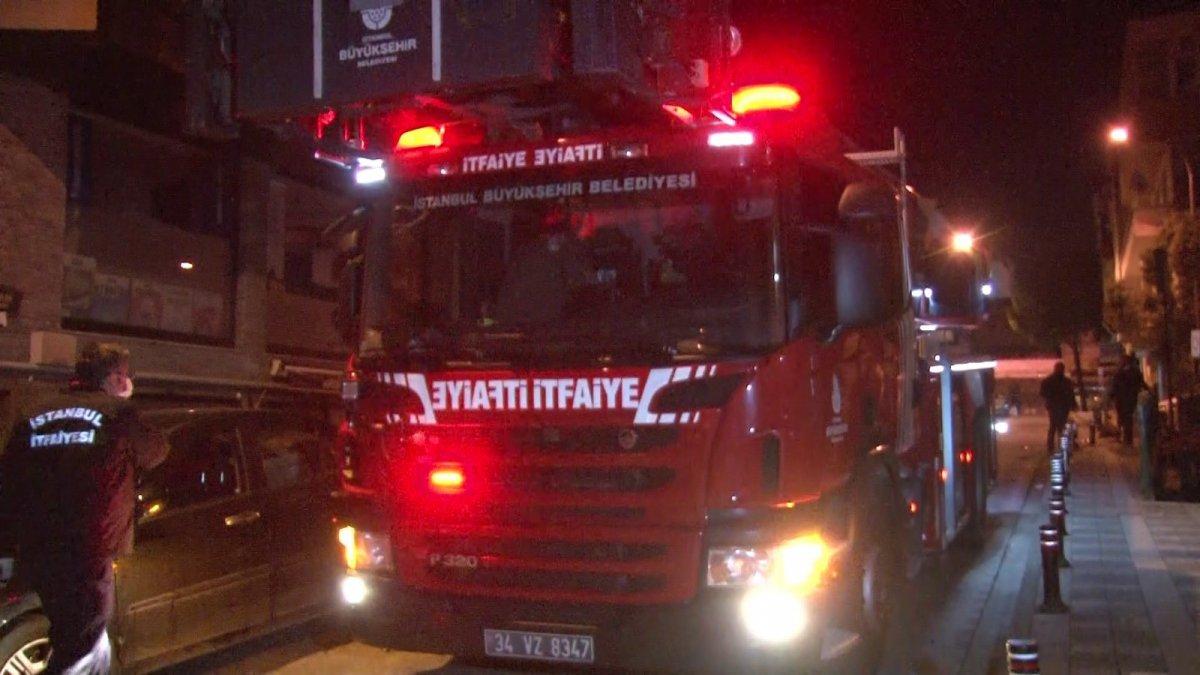 Ümraniye’de kötü kokan evden yaşlı adamın cesedi çıktı