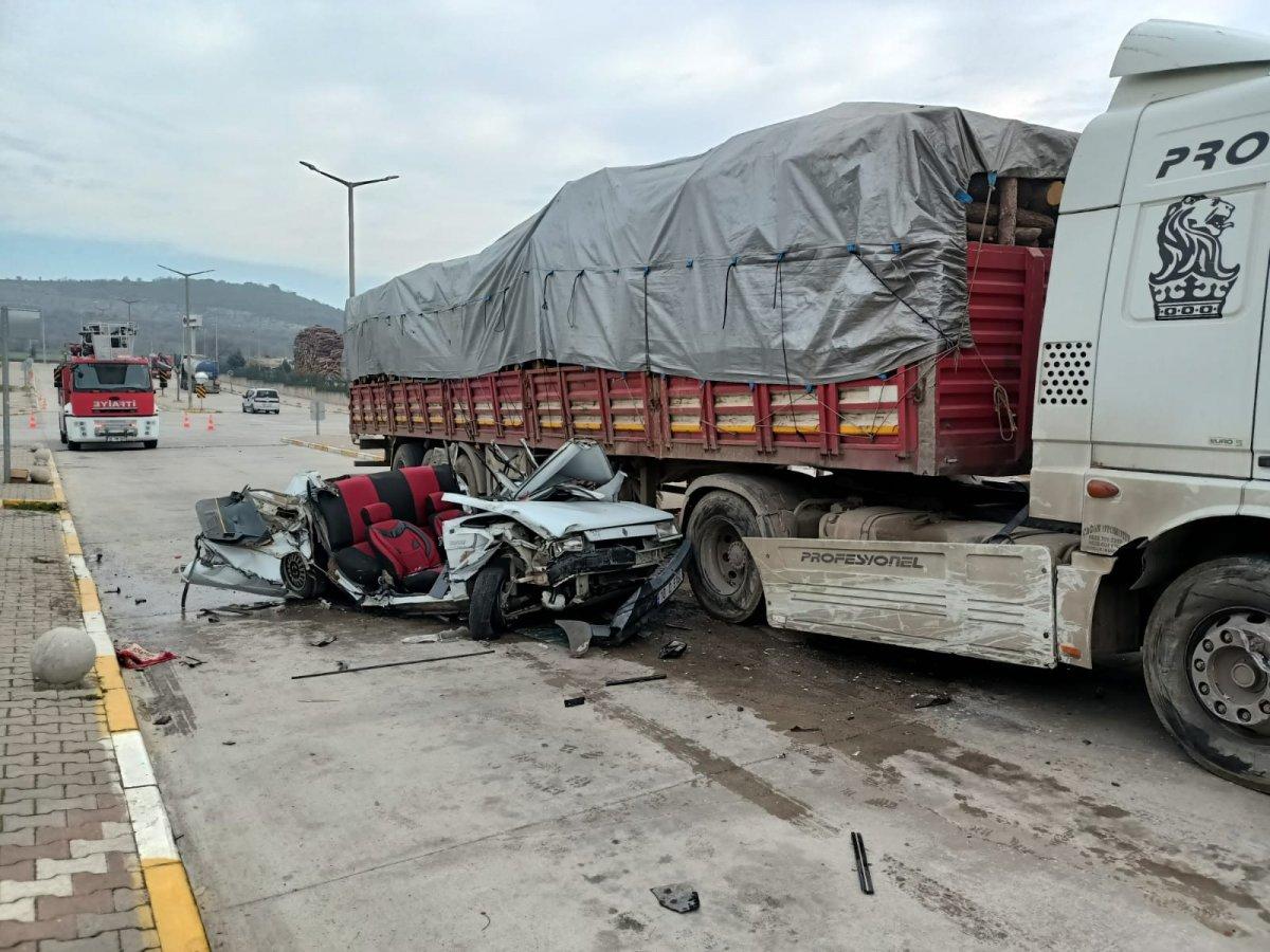 Balıkesir'de hatalı sollama ölüm getirdi