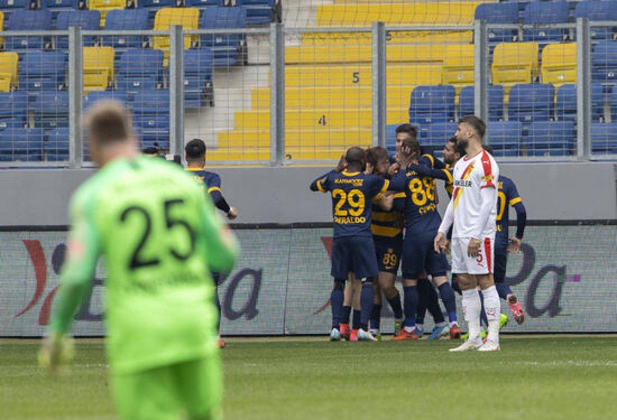 Ankaragücü, Göztepe'yi 3 golle mağlup etti