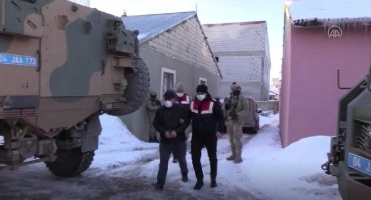 Ağrı’da 4 milyon lira dolandıran sahte altın çetesi çökertildi