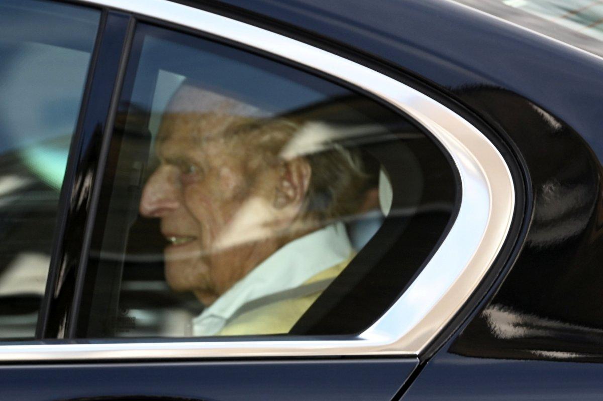 Prens Philip, 1 aylık tedavinin ardından taburcu edildi