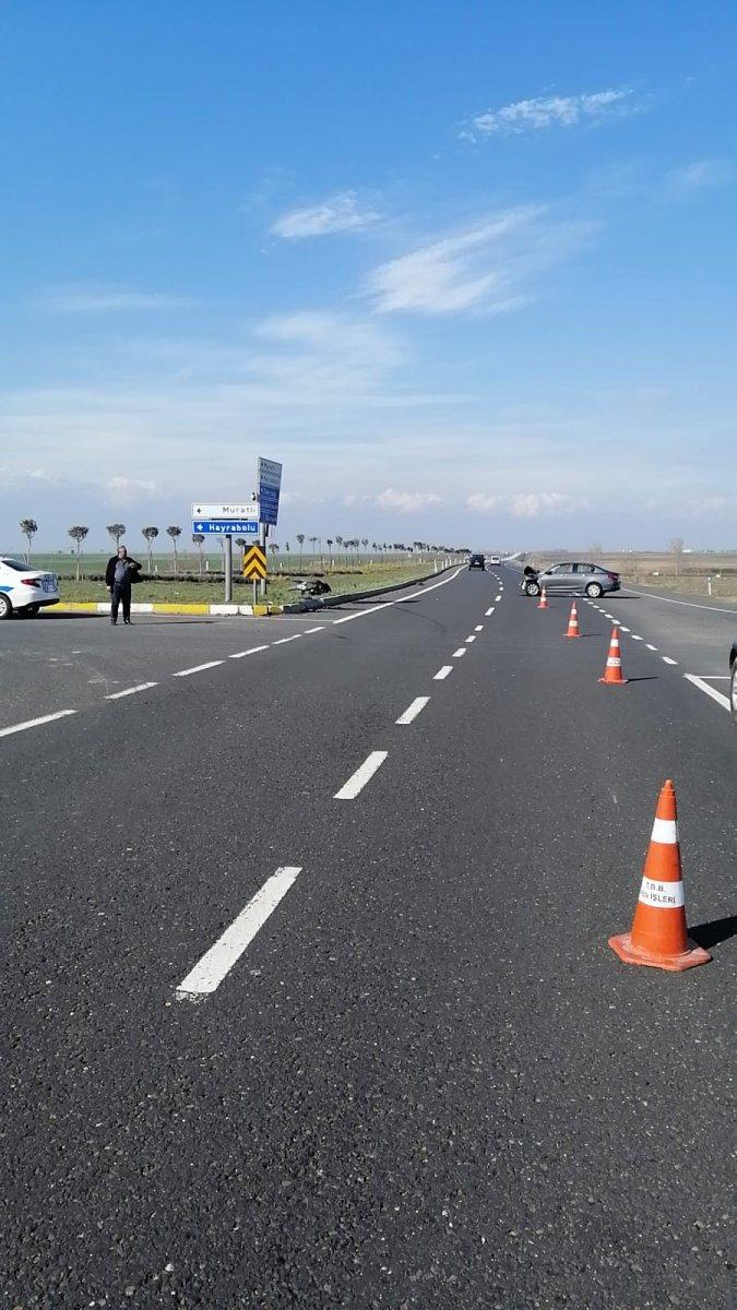 Tekirdağ’da kavşakta kaza: 3 yaralı