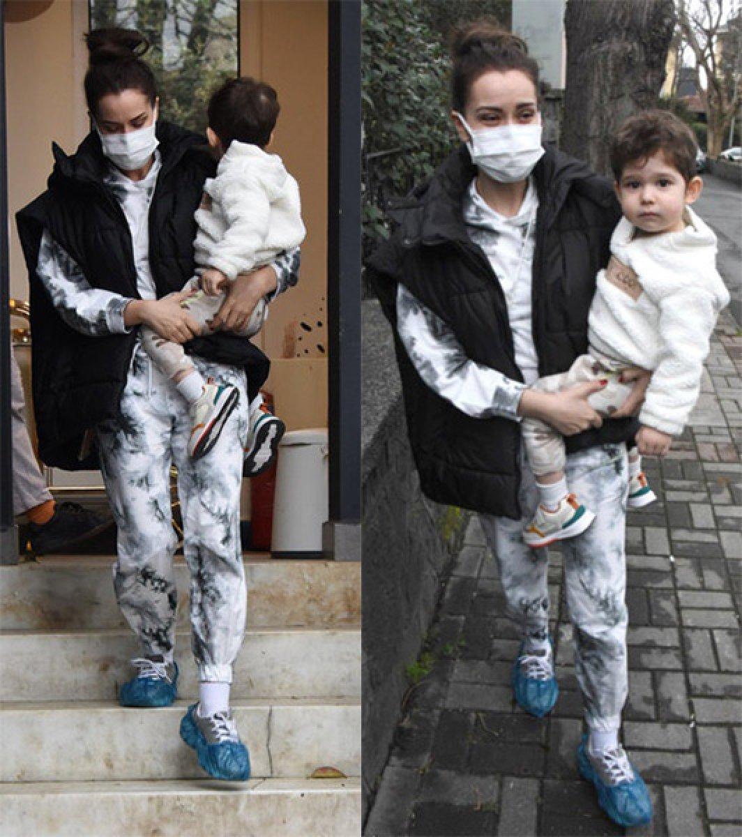 Fahriye Evcen modaya uydu