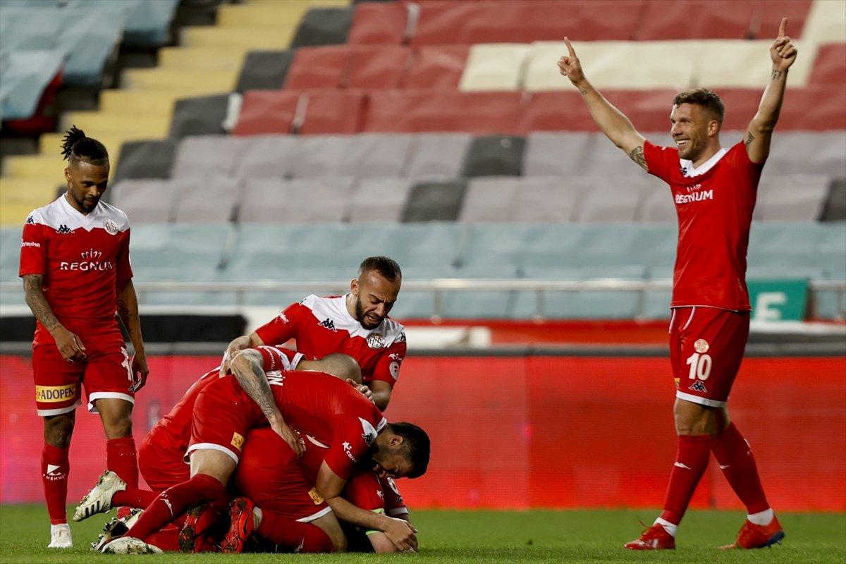 Türkiye Kupası finalinde Beşiktaş'ın rakibi Antalyaspor