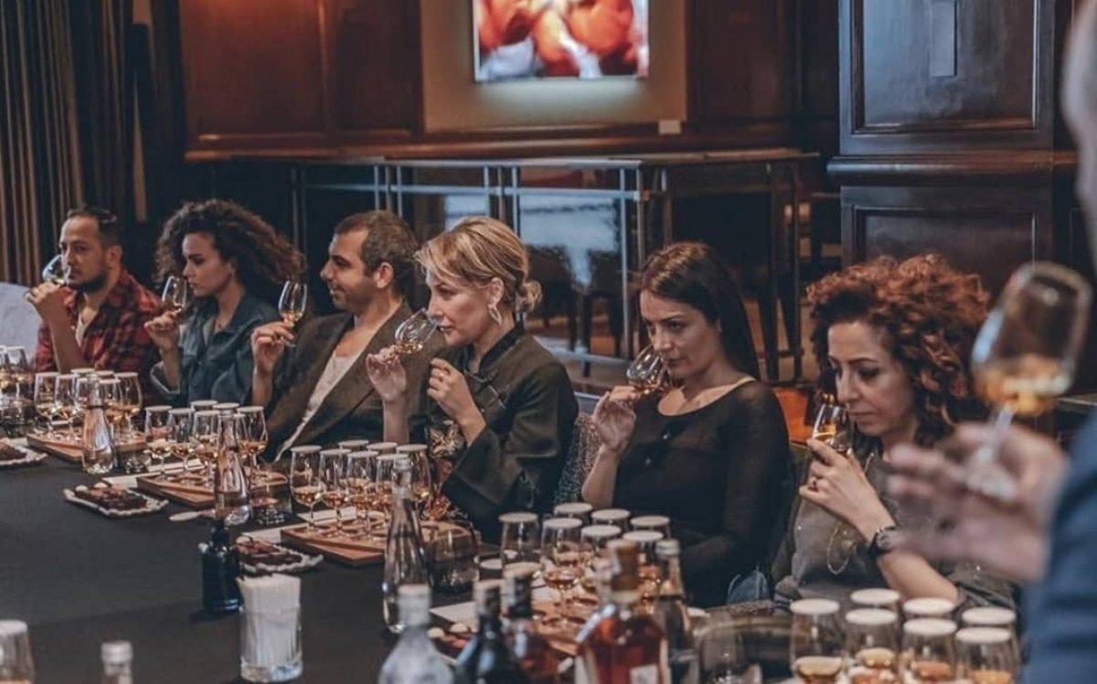 Gülse Birsel, doğum günü partisi verdi