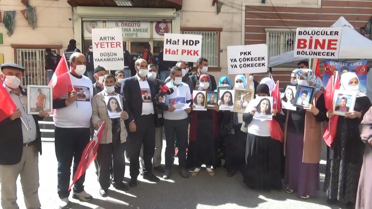 Evlat nöbetindeki ailelerden Almanya’da eylem yapan Maide Türemiş’e destek