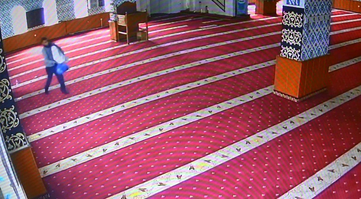 Diyarbakır'da camiden ses cihazı çalan hırsız yakalandı