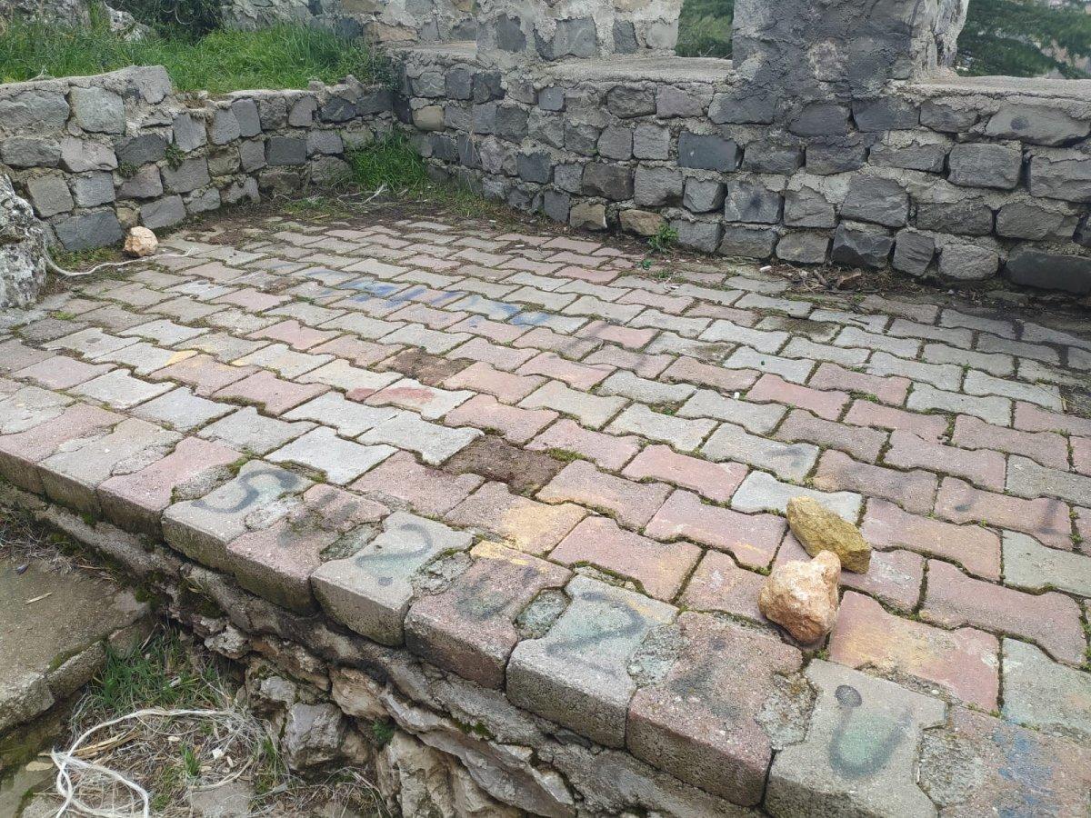 Burdur'da 17 yaşındaki kız bıçaklanarak öldürüldü