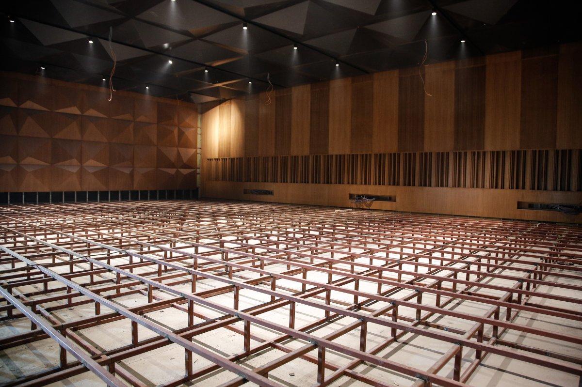 Taksim'deki AKM'de son aşamaya gelindi: Koltuklar takılıyor