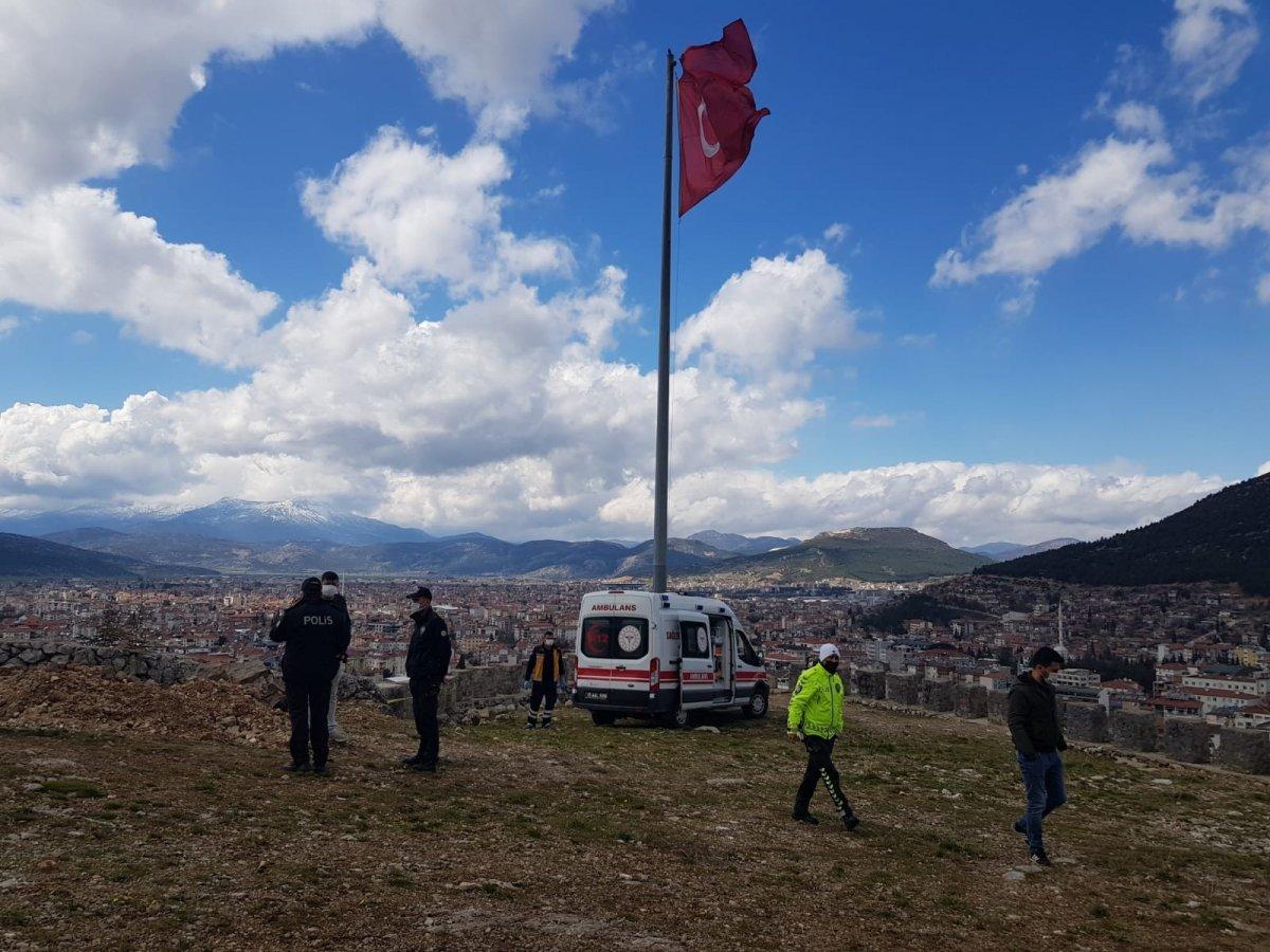 Burdur'da 17 yaşındaki kız bıçaklanarak öldürüldü