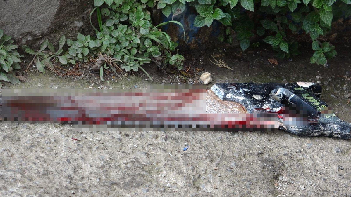 Pendik'te esnaf baba ve oğlu testereli saldırıya uğradı