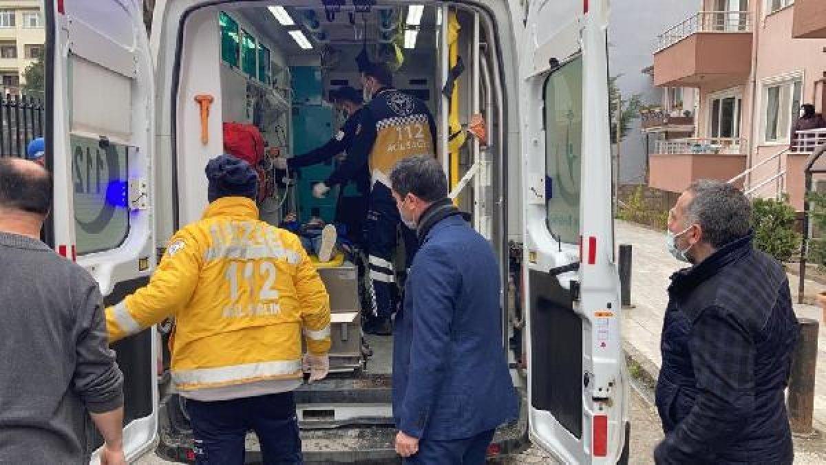 Düzce'de öğrenci okul camından aşağı düştü