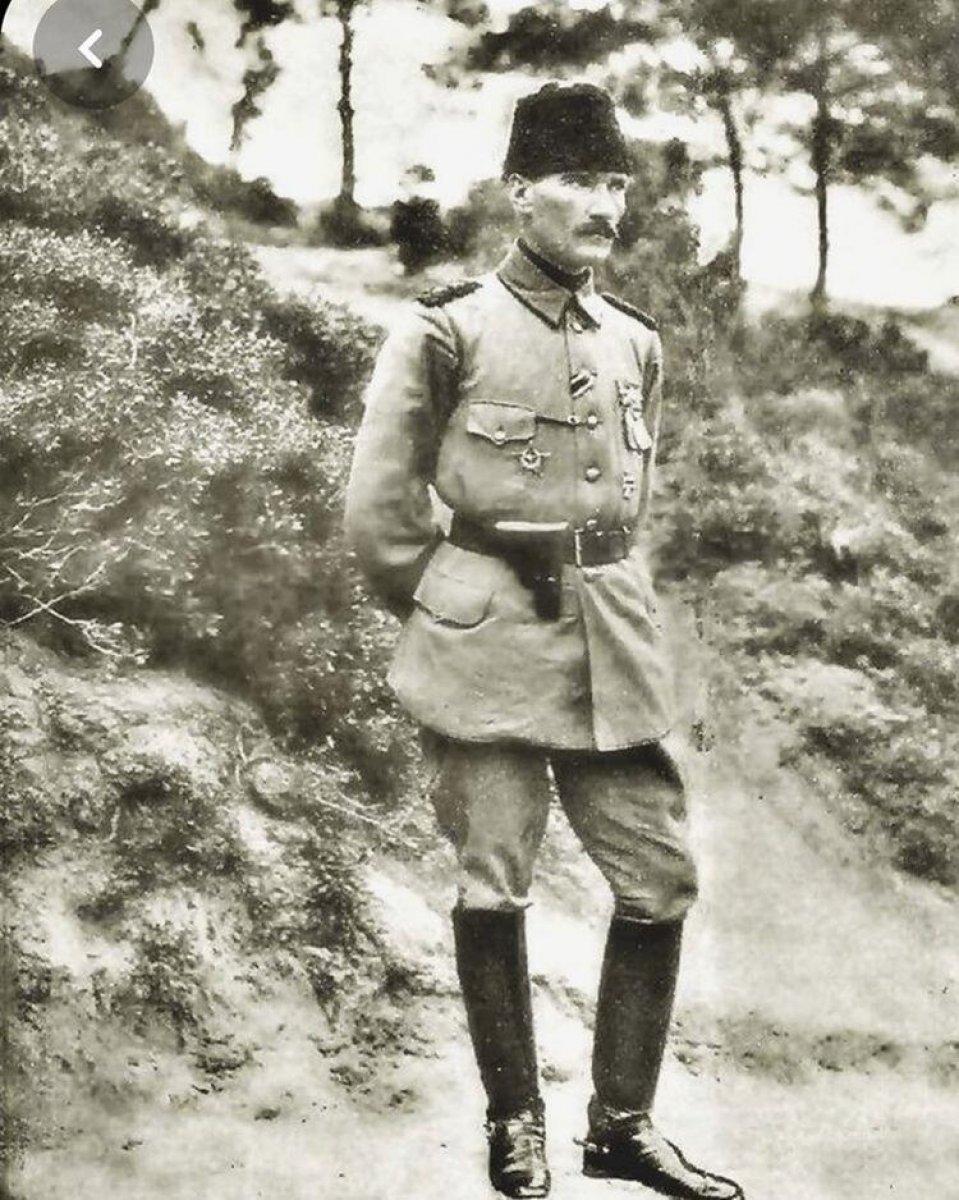 Ünlülerden 18 Mart Çanakkale Zaferi paylaşımları