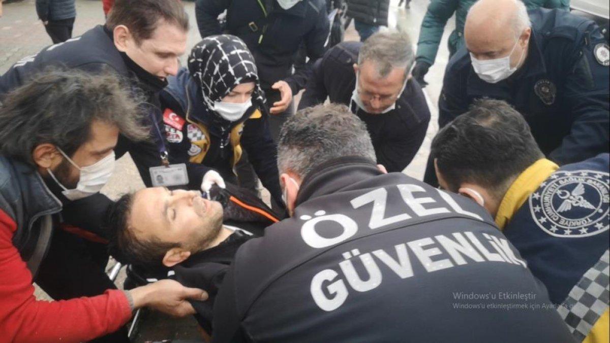 Bursa'da yarım saatte üç kişiyi bıçaklayan madde bağımlısı yakalandı