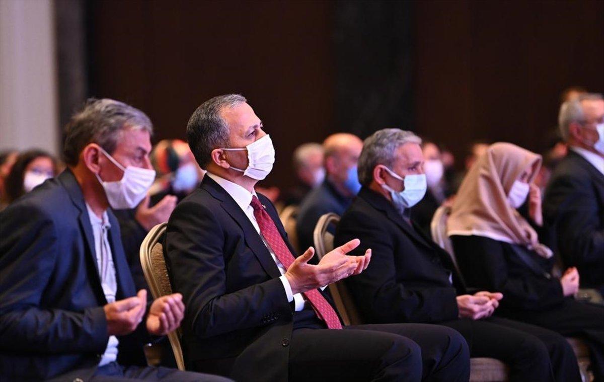 Ali Yerlikaya, şehit aileleri ve gazilere Devlet Övünç Madalyası takdim etti