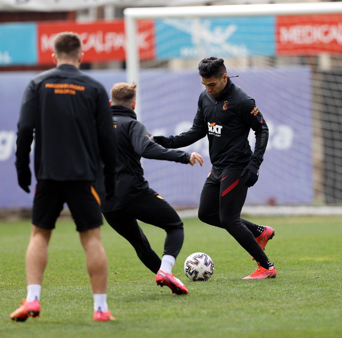 Fatih Terim: Derbiyi bırak, Rize'ye bak