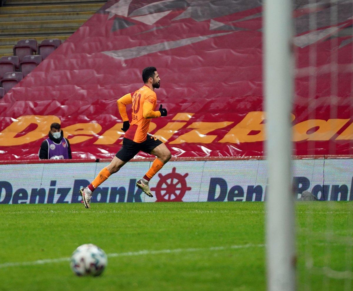 Emre Akbaba:Lig daha bitmedi