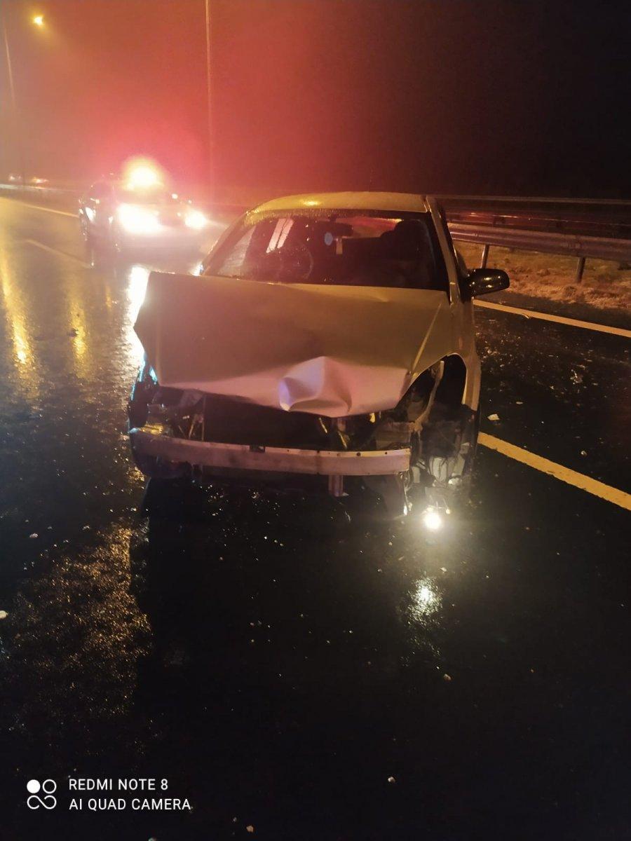 Ankara'da kaza yapan araca yardıma gitti canından oldu