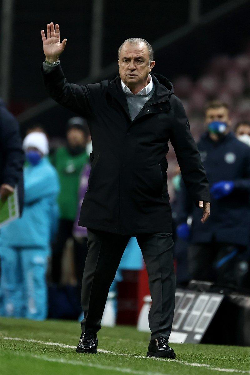 Fatih Terim, hakemi ve oyuncularını eleştirdi